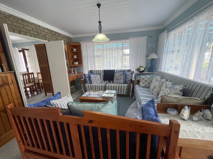 4 Bedroom Property for Sale in Hartenbos Heuwels Western Cape